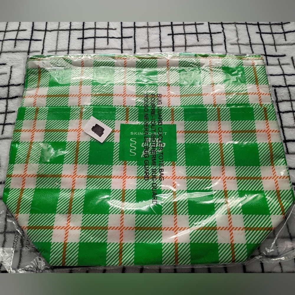 Avon Skin So Soft Bug Guard Green and White Plaid Zipper Bag
